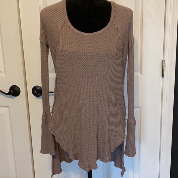 Free People Tops - Free People Ventura High/Low light thermal top